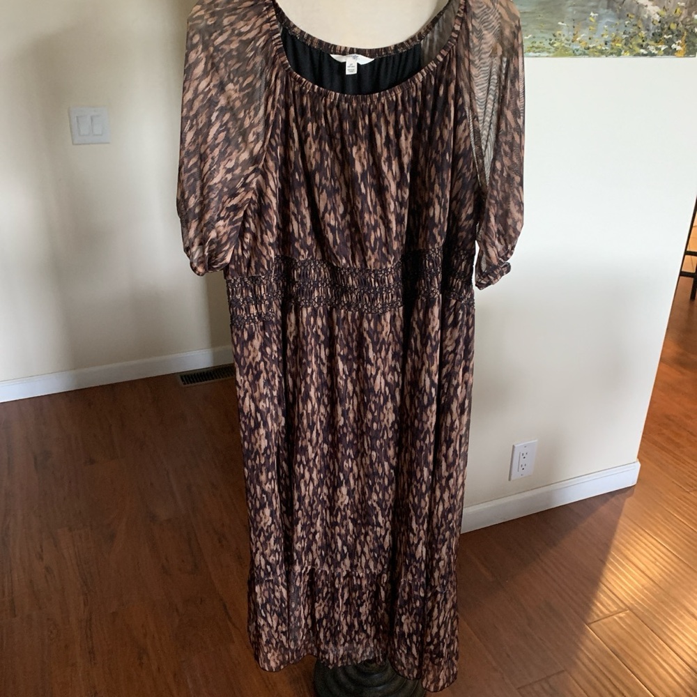 Terra & Sky plus size Brown animal print Midi sheer dress with lining.